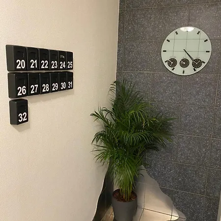 Relax Aachener Boardinghouse Budget * آخن